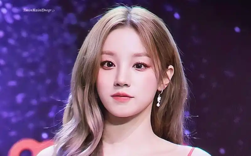 恭喜宋闪闪!宋雨琦入选2023最美100张面孔