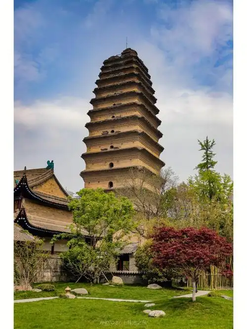 西安免费景点推荐宁静安逸的小雁塔