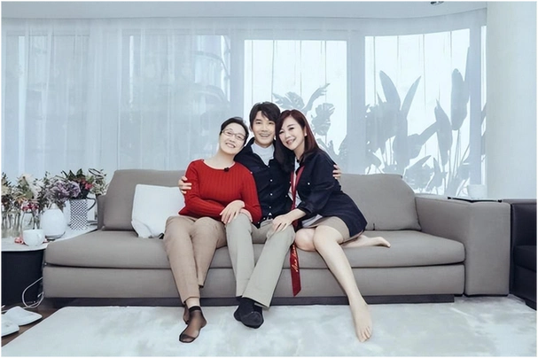 陈松伶比张译大几岁 陈松伶与张译怎么认识的(图1)