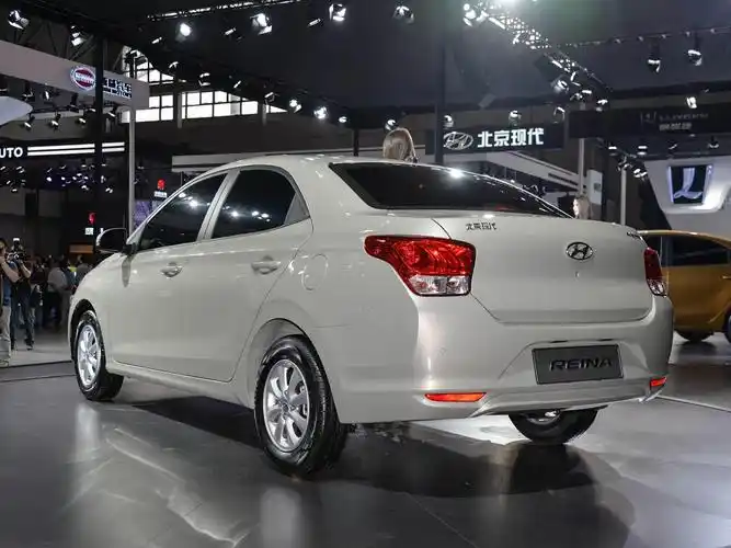 2017成都车展现代全新瑞纳预售58万元