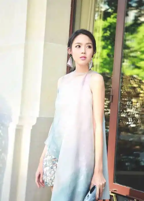 张梓琳最美,可以和伊万卡一战!生不逢时,真遗憾._演技_身材_漂亮