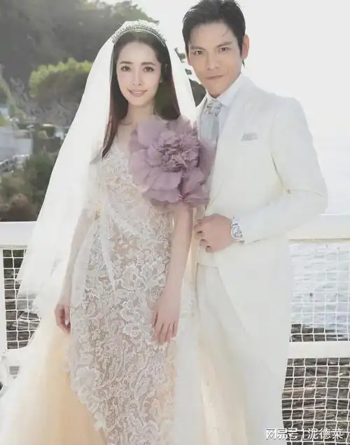 盘点好看的明星婚礼图,陈晓头纱吻周杰伦世纪婚礼唐嫣唐艺昕幸福|昆凌