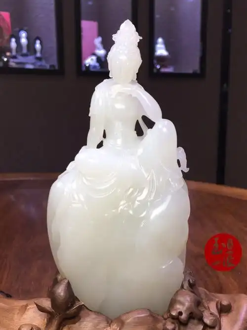 林伟涛自在观音镜花水月如梦似幻