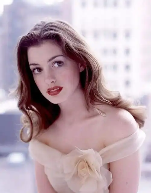 大嘴尤物安妮海瑟薇,现实版天使在人间|女神|公主日记|安吉丽娜·朱莉