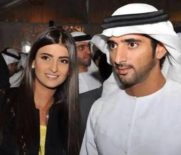 因此迪拜大王子过世之后,谢克哈只能选择认命,最终嫁给了哈曼丹王子.