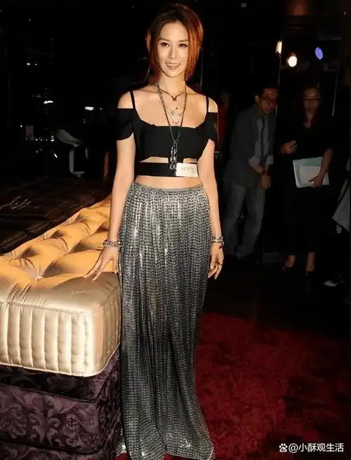 "千亿儿媳"徐子淇:生一个孩子公公奖励10亿,年仅30身价超千亿