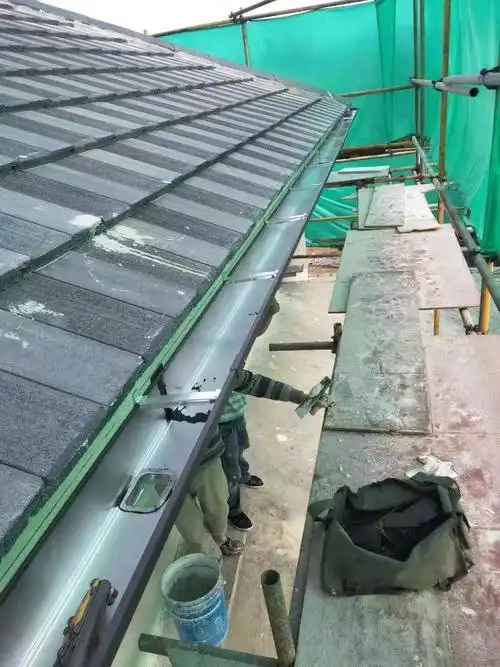 定西方形雨水管雨水槽安装方法