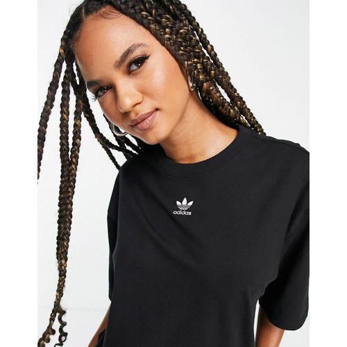 阿迪达斯adidas女款黑色t恤|originals essential t-shirt in black