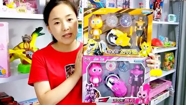 迷你特工队x特工露西麦克斯的变身器非常强大