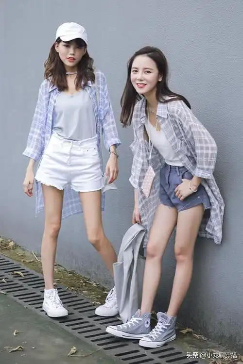 格子衬衫配什么裤子(格子衬衫搭配图解大全)(4)