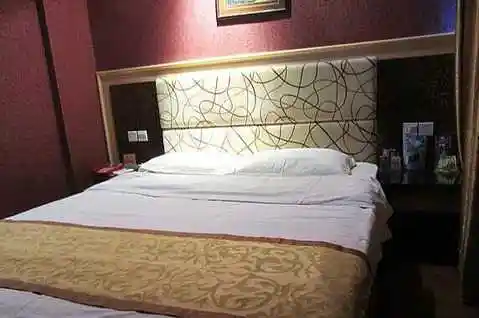 绵阳涪城商务宾馆铁牛广场店