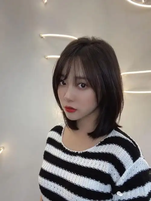 2021年最火初恋锁骨发