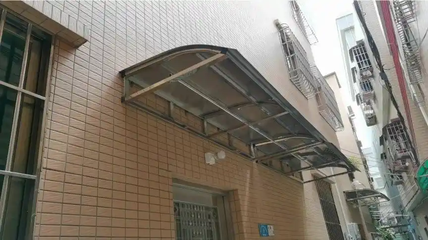 这样的不锈钢雨蓬,你见过了吗