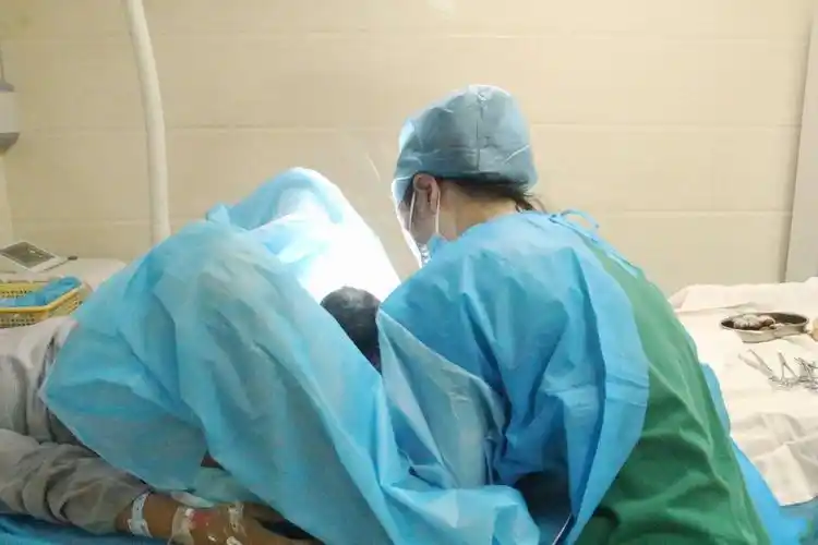 女性顺产"开十指"有多宽?镜头直击全程,赞叹母爱之伟大!