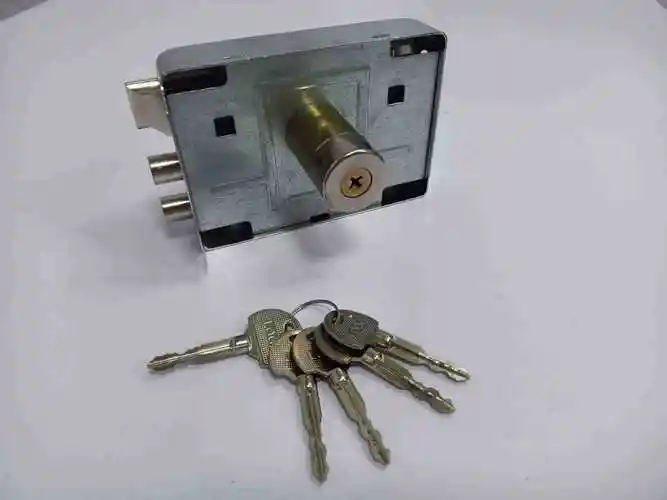 老式门锁外装门锁防盗门锁铁门锁房门锁室内大门插销式连体锁