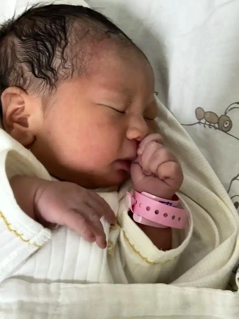 宝宝一周记录.#刚刚出生的小宝宝 #看着你一天天长大 #这是 - 抖音