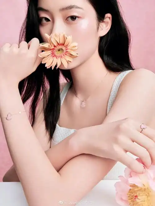 qeelinwulu粉红蛋白石作品