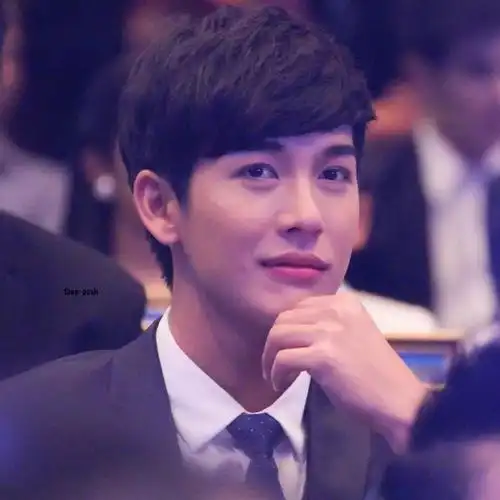 没错,就是我们的push, 推哥.