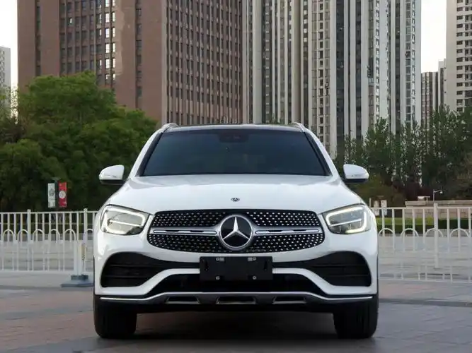 唐山2020年7月奔驰奔驰glc2021款glc300l4matic动感型白色自动档