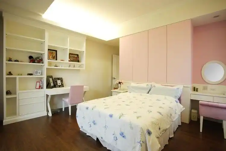 小户型女生卧室装修效果图