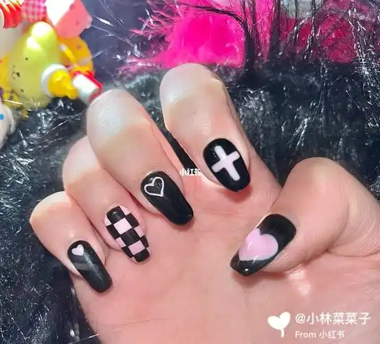 blackpink黑粉配色美甲