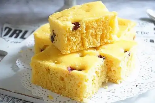 做玉米发糕注意这2点,蓬松不塌陷,香甜柔软不粘牙,减肥也能吃