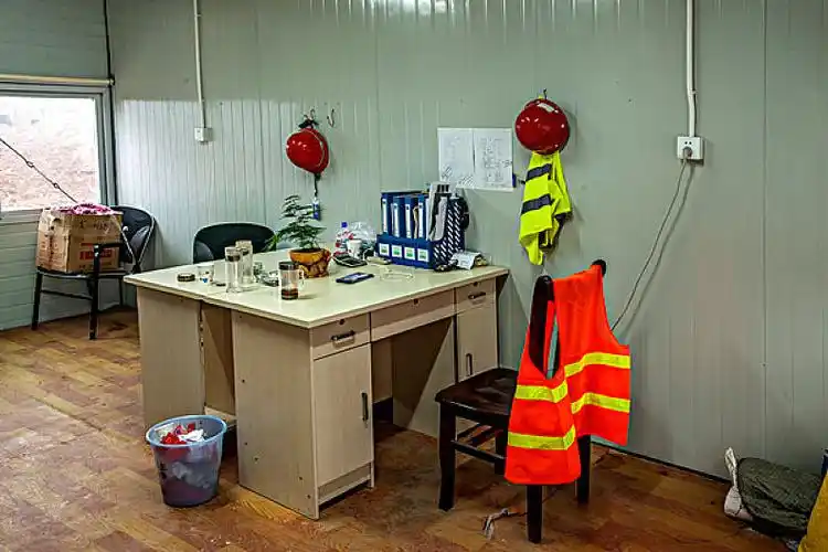 房屋建筑施工工地现场办公室_高清图片_全景视觉