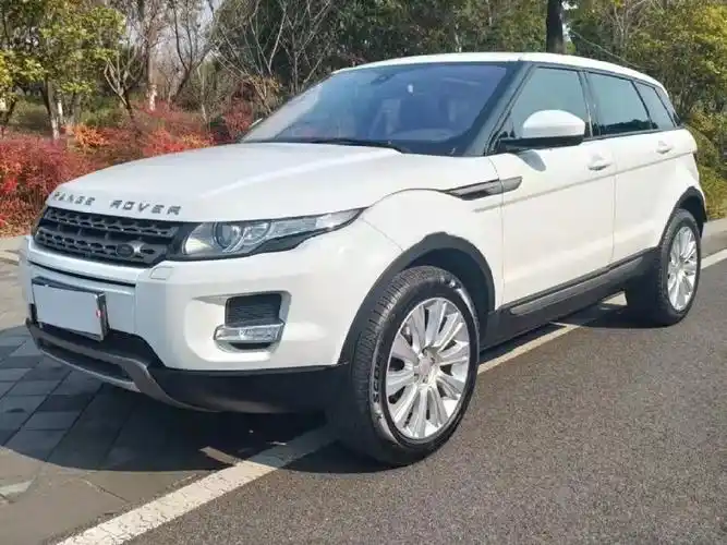 路虎 揽胜极光  2015款 2.0t 五门智耀版图片