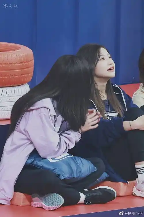 袁一琦沈梦瑶同框谁不爱看美女呢