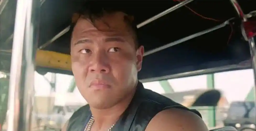 港片里的肌肉型演员,合作过刘德华等很多明星,已15年