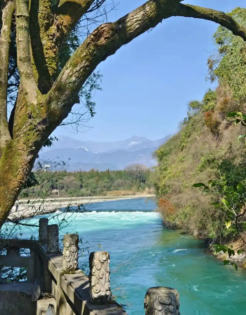 都江堰宝瓶口