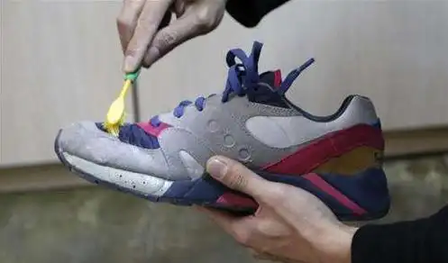 运动鞋鞋底滑怎么办运动鞋防滑性怎么判断