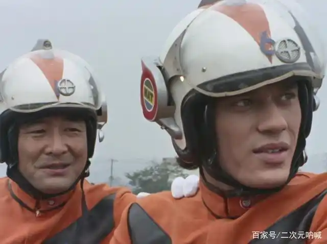 杰克奥特曼:告别加藤队长,再见时已是天空骑士的导师