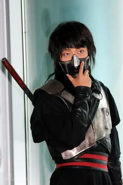 图文:李准基《一枝梅》将播--李准基个性亮相