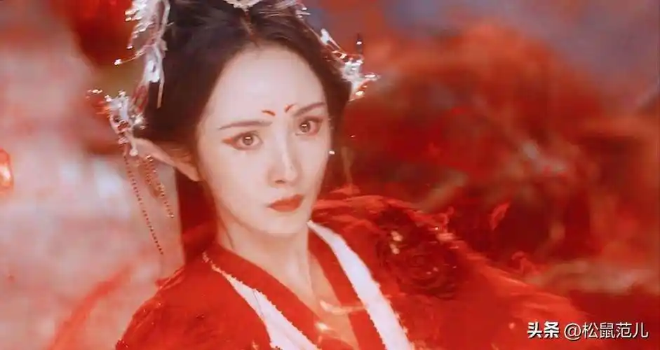 了瓜子脸,这么改变的好处是年轻时提升精致度,坏处就是年纪大了之后