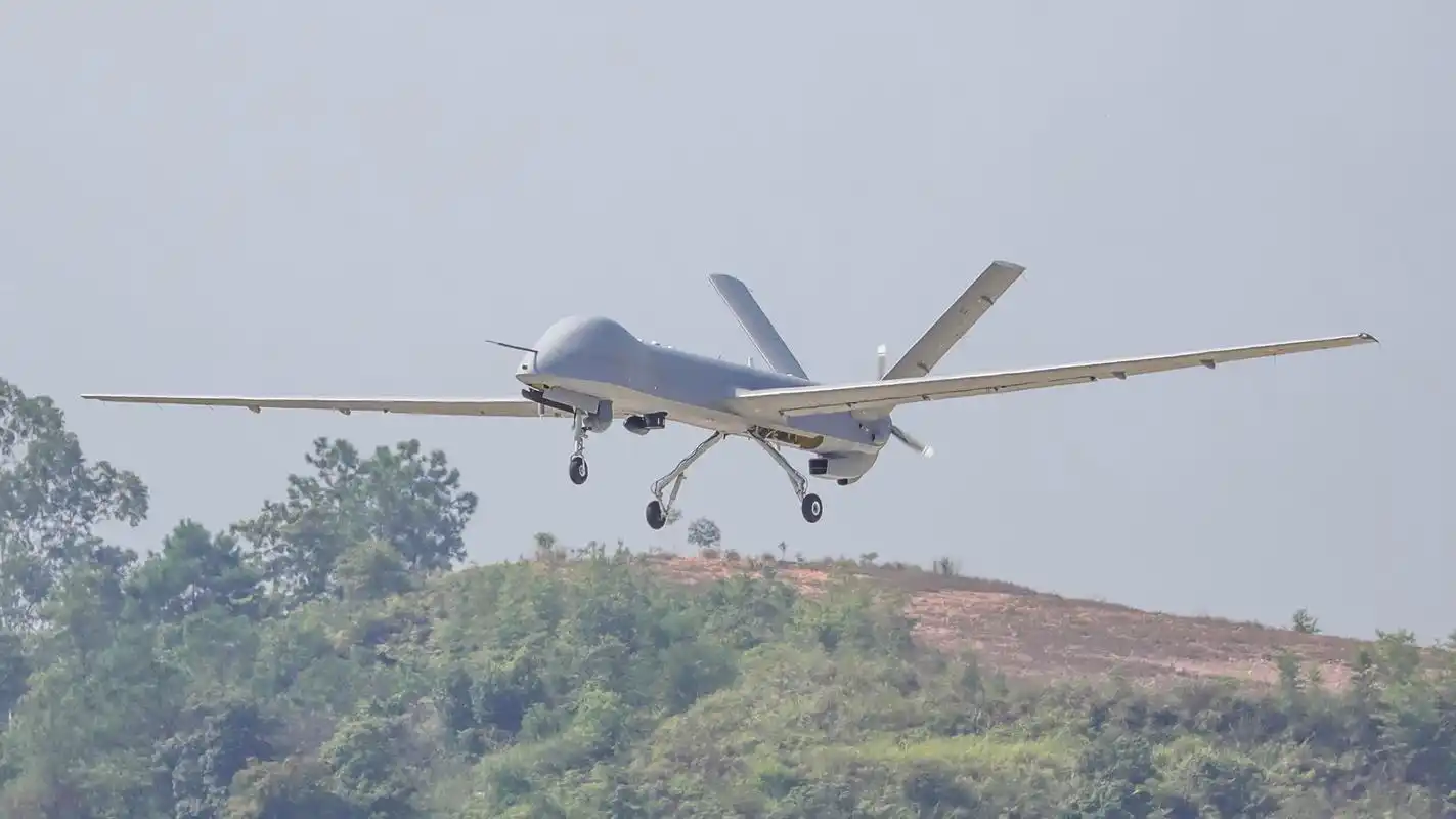 彩虹无人机将飞赴青藏高原等地执行新任务