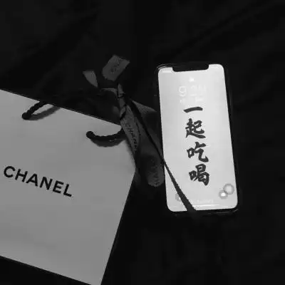 黑色系简约头像