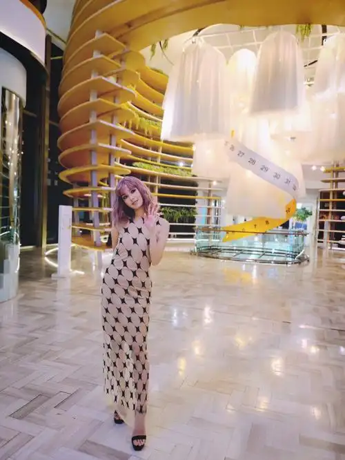 泰星ferny美芬美美哒烟熏妆