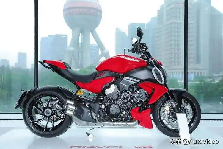 设计美学与非凡性能的完美融合 全新杜卡迪大魔鬼diavel v4 登场