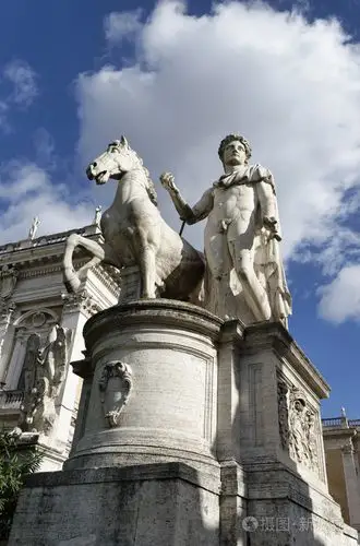 意大利,罗马的 campidoglio 广场,罗马雕像