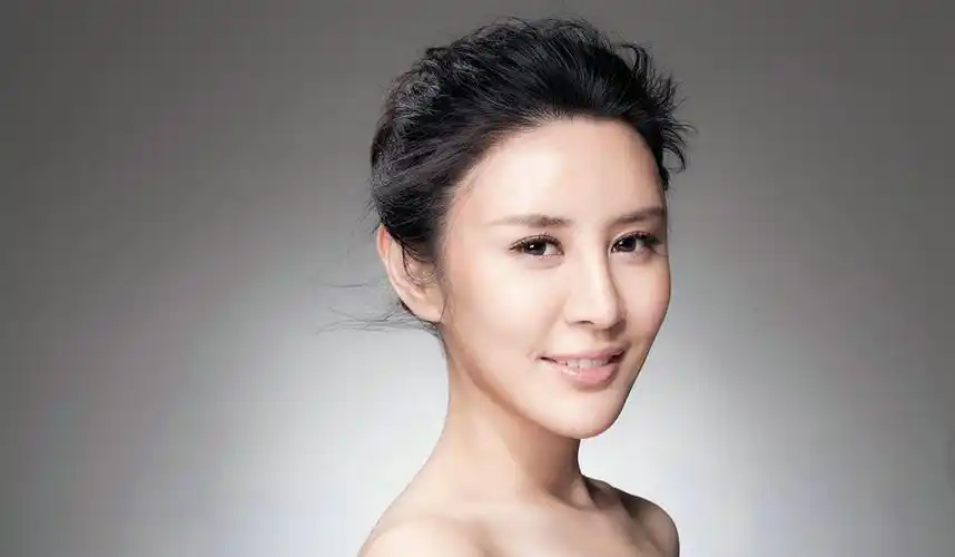 颜值担当,天生丽质的3星座女,素颜照样很好看!