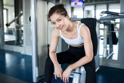 刘涛获颁"健身宣传大使" 活力四射