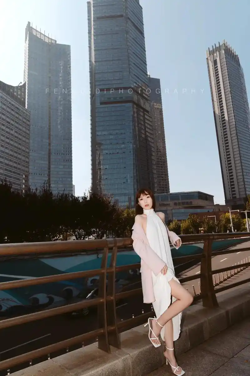 这才是人类高质量时尚街拍 | 烟台约拍.～ 拒绝千篇一律 张 - 抖音