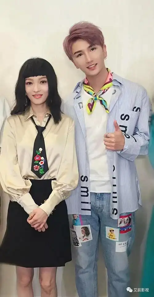 艾辰艺人陈奕夫真唱巡演温柔细腻的歌声温暖全场