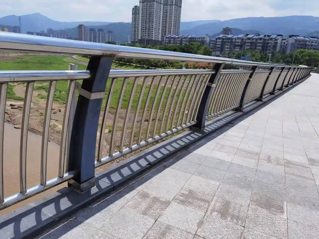 桥梁不锈钢护栏厂家