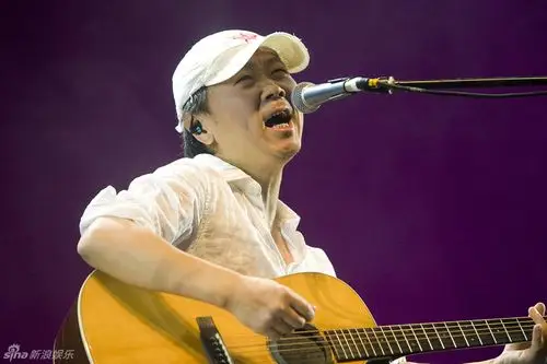 高清组图:崔健北展开唱 倾情演出反响热烈_高清图集_新浪网