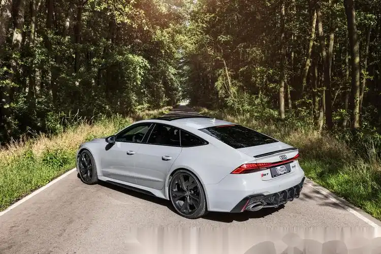 【奥迪壁纸】奥迪 rs7 sportback 分辨率:4096×2732 #奥迪