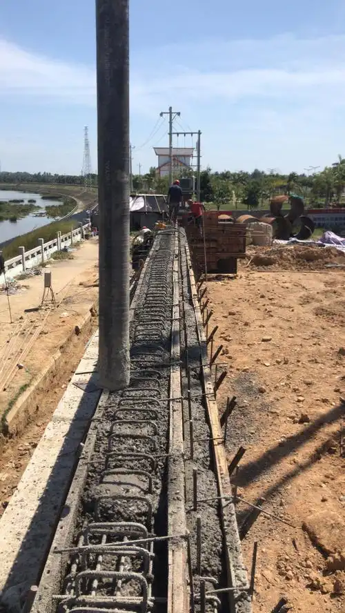 0#台耳背墙混凝土浇筑