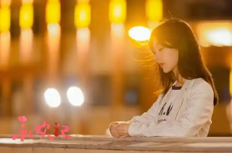 【勾正影观】杨紫的新剧赢麻了,不仅"扛剧"还"吸金"?