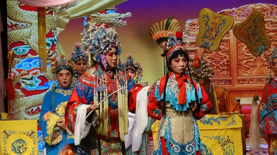 太原南宫豫剧《三哭殿》成功上演